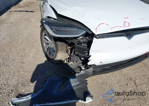 2017 Tesla Model X P100D z USA, uszkodzony, nr VIN 5YJXCBE49HF051720